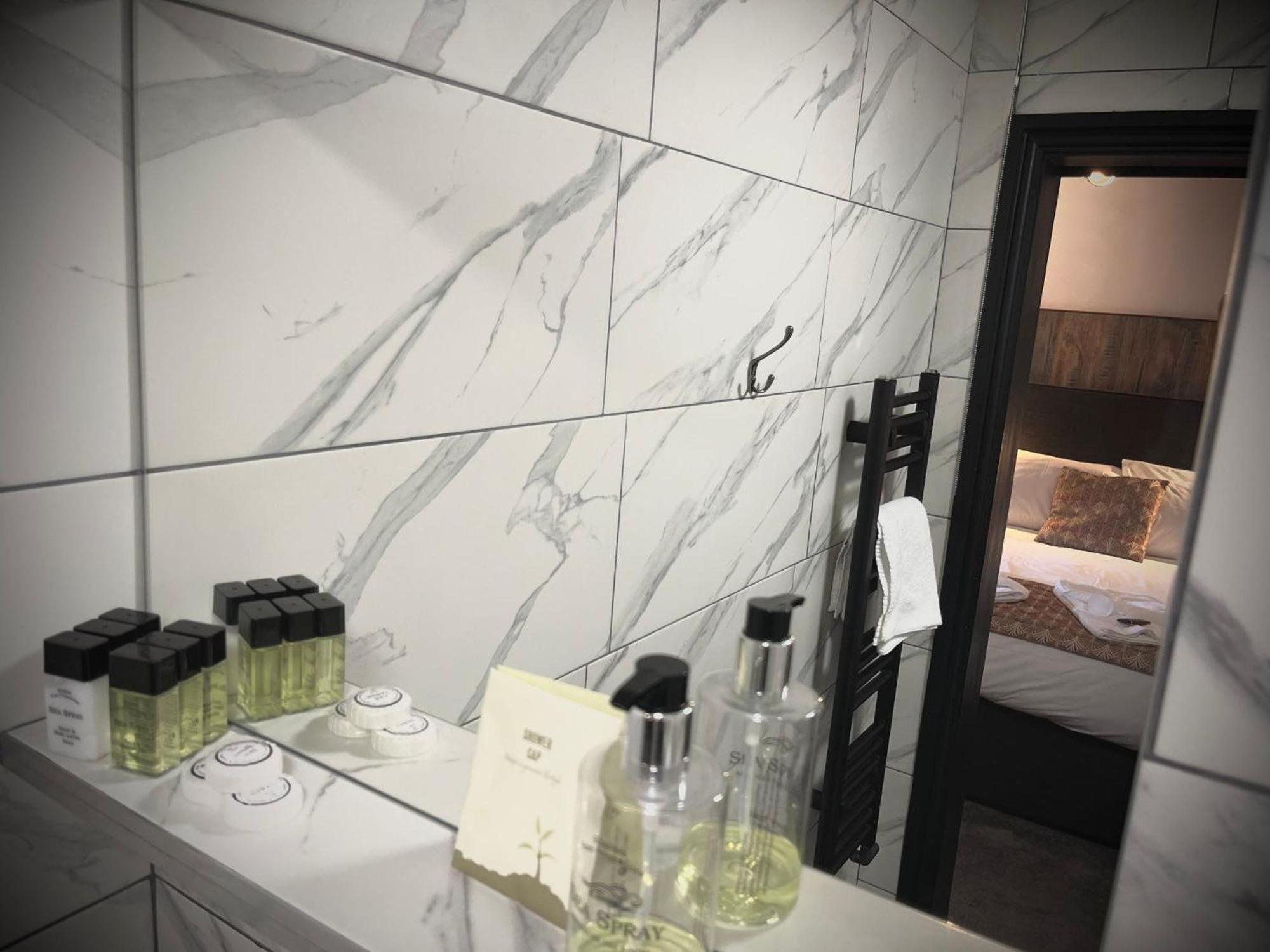 The Blue Boar Hotel Alcester Luaran gambar